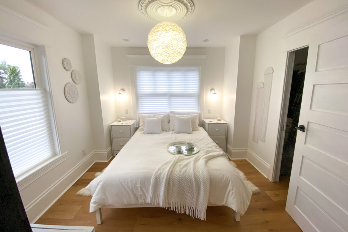 East 10th construction home Renovation 10 bedroom